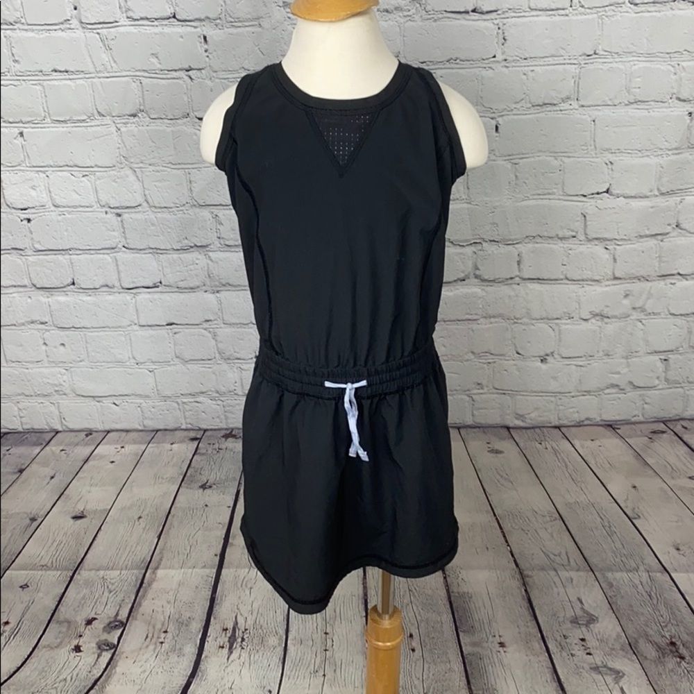 💕 IVIVVA Lululemon Girls Black Dress 💕